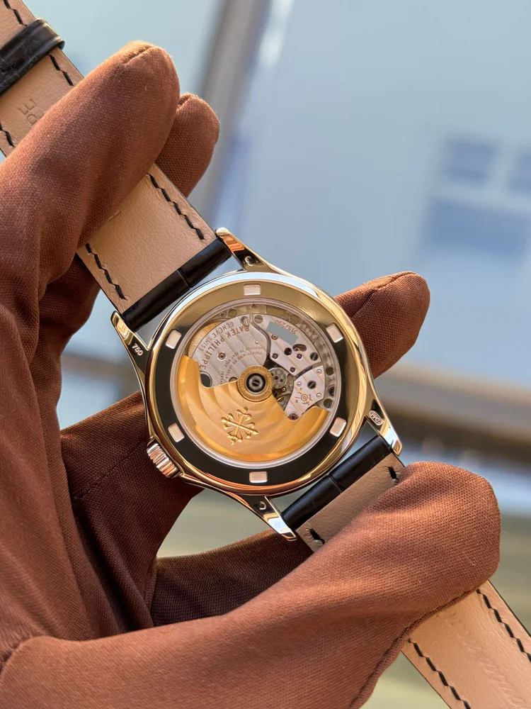 Patek Philippe Calatrava 5127G-001